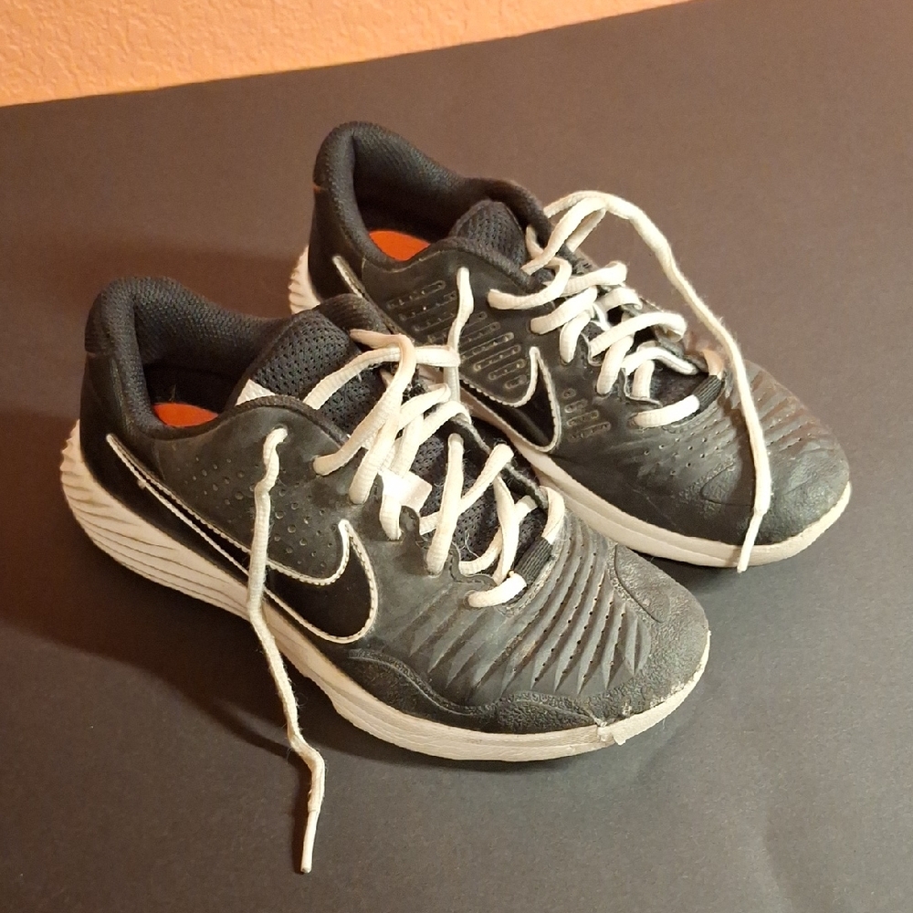 Nike Baseball Turf Shoes 4.5Y